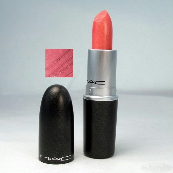 MAC Lustre Lipstick Lipblossom (Shimmer Pink) Boxed - Picture 2 of 3